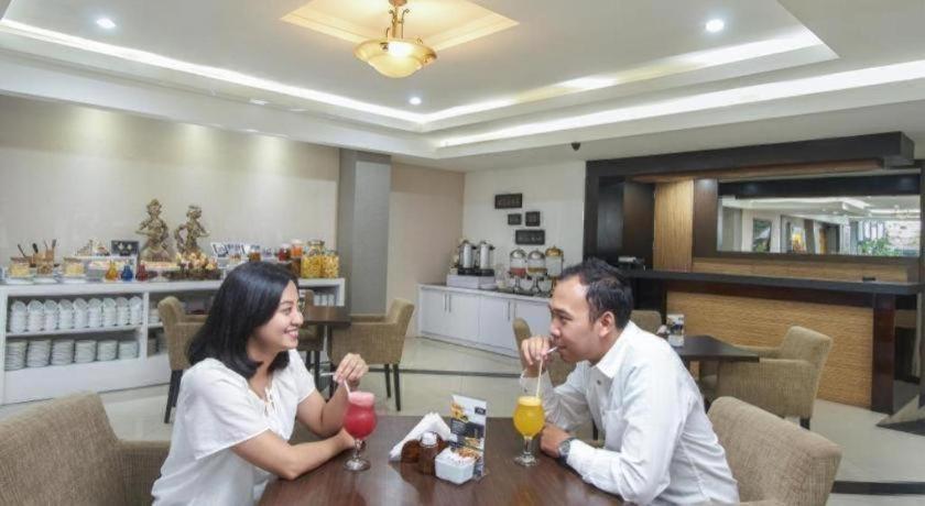 Grage Jogja Hotel Джокьякарта Экстерьер фото
